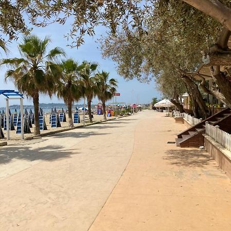 Lungomare Holiday Apartments Durres Exterior photo