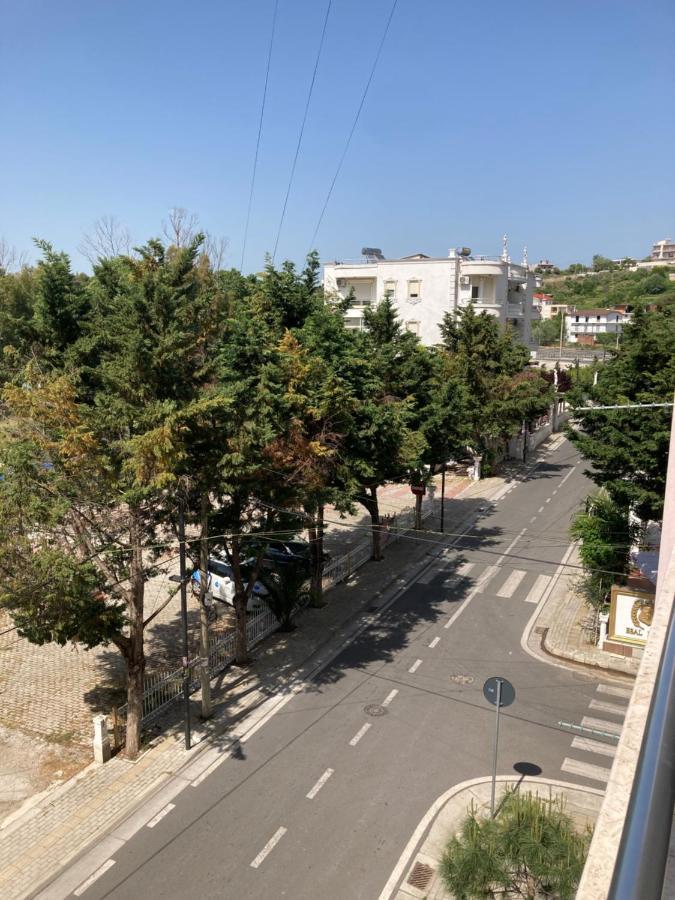 Lungomare Holiday Apartments Durres Exterior photo