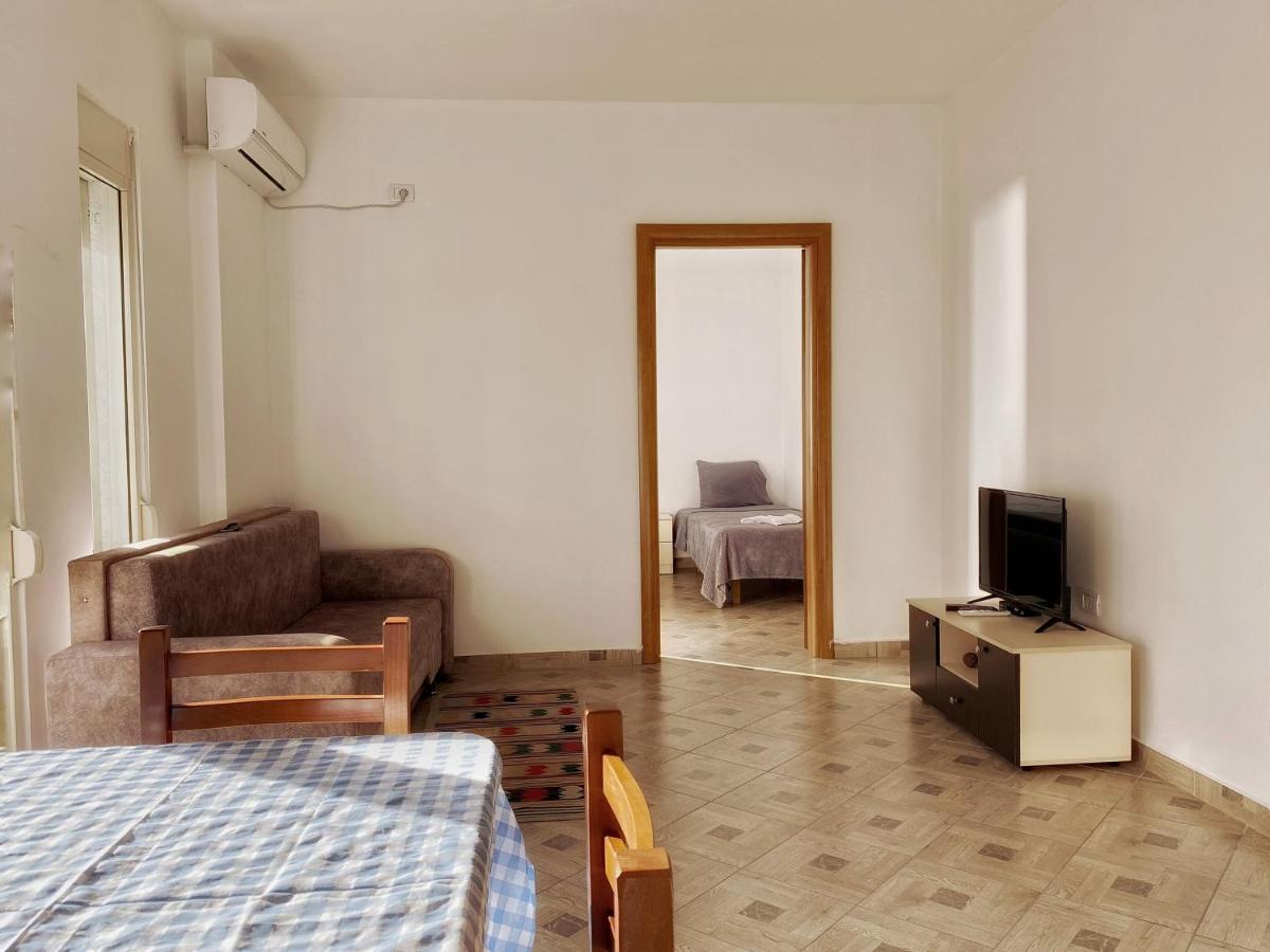 Lungomare Holiday Apartments Durres Exterior photo